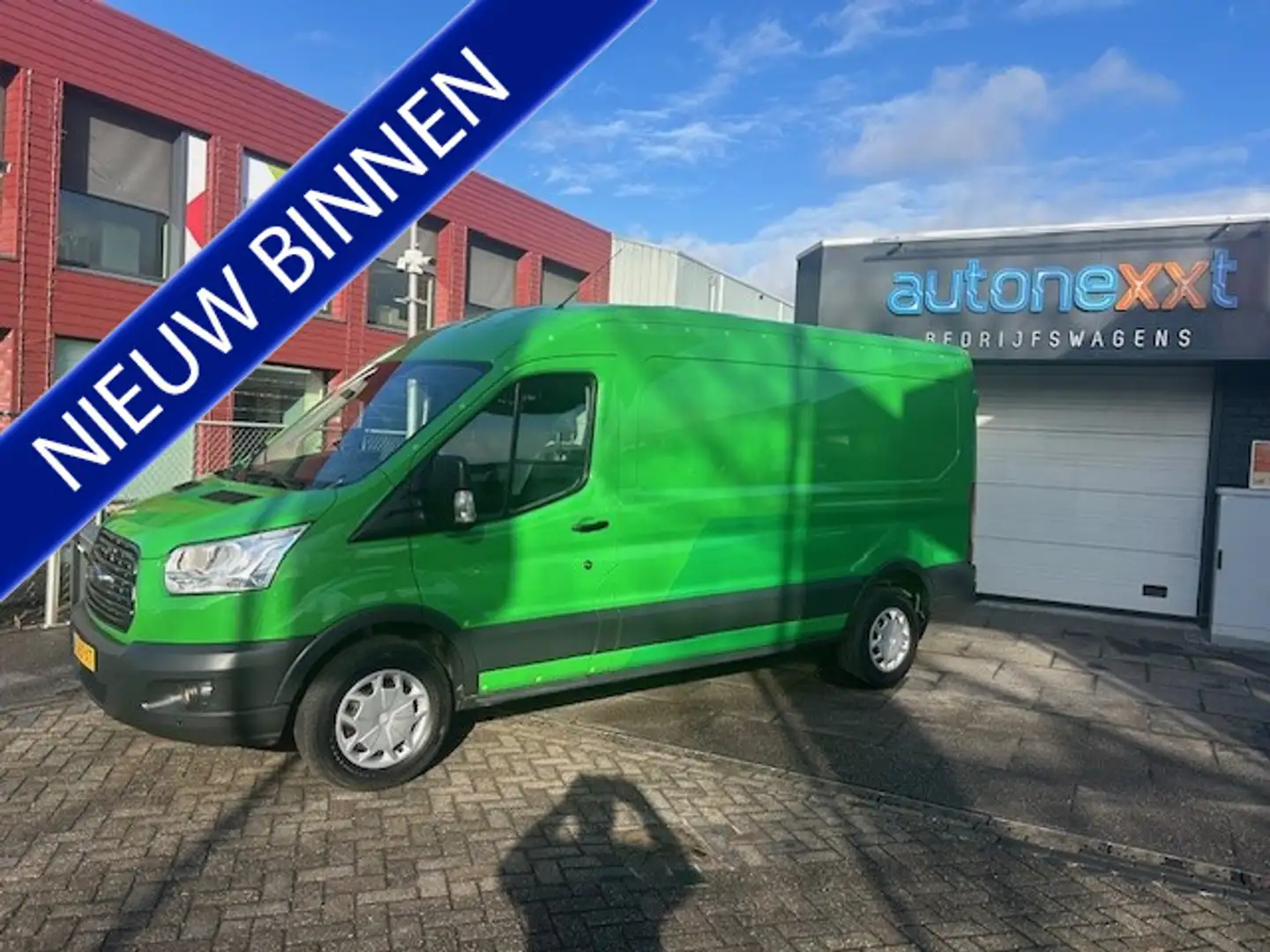 Ford Transit 350 2.0 TDCI L3H2 Trend AIRCO I MULTIMEDIA I TREKH Vert - 1