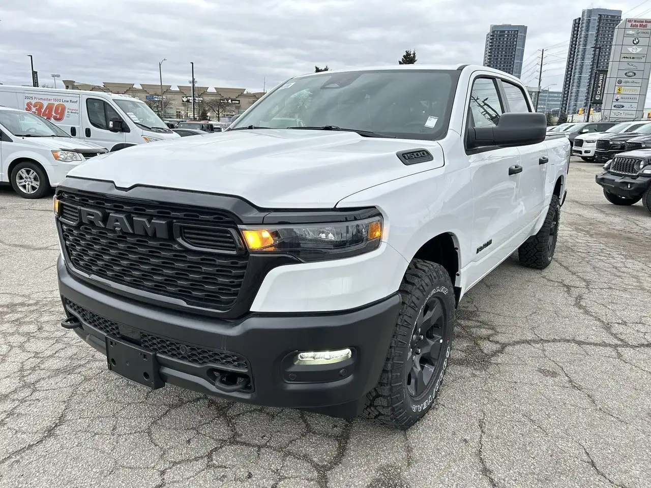 RAM 1500 снимка RAM 1500