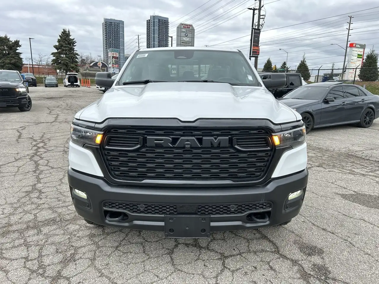 RAM 1500 снимка RAM 1500