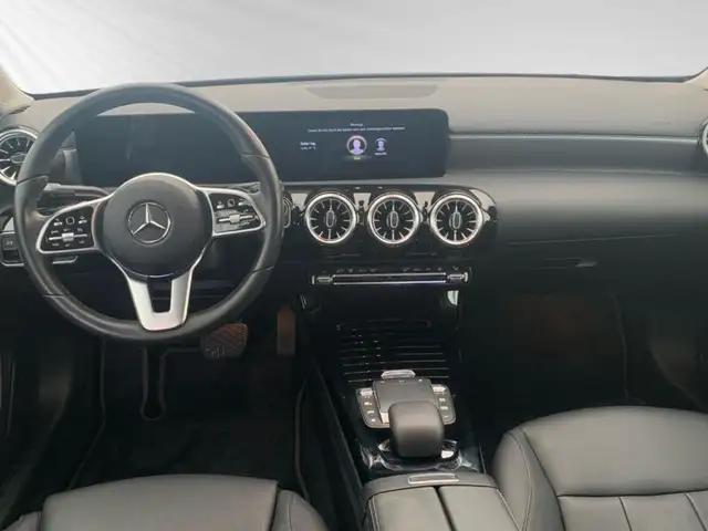 Mercedes-Benz A-Class view 9
