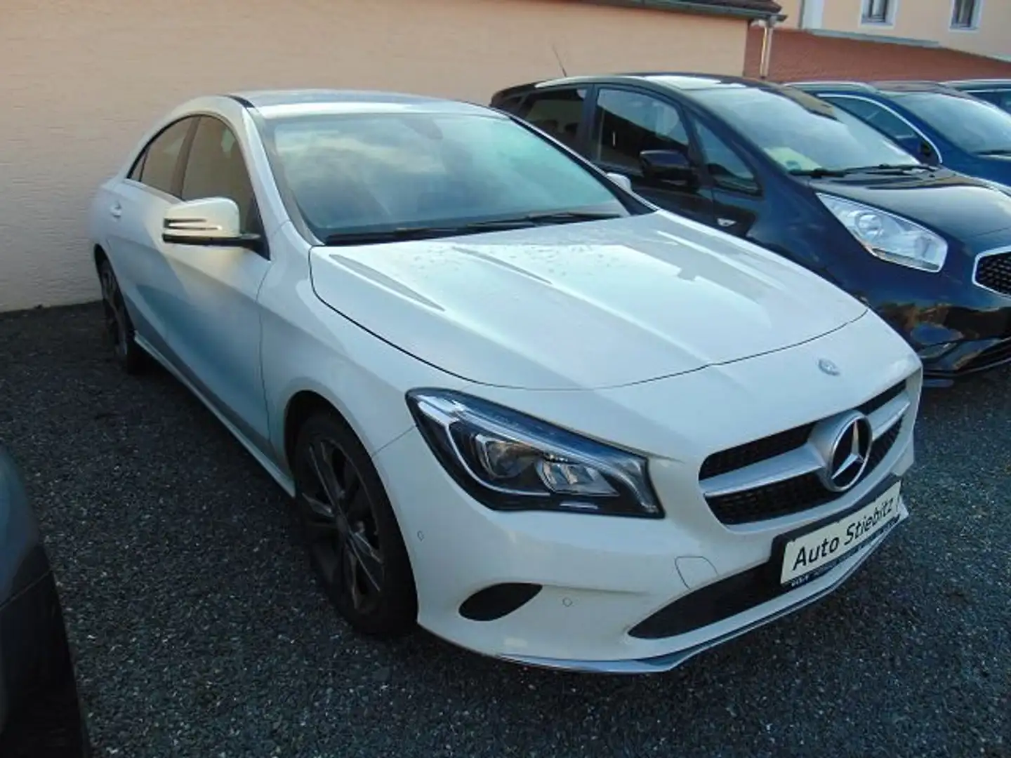 Mercedes-Benz CLA 180 CLA 180 Weiß - 2