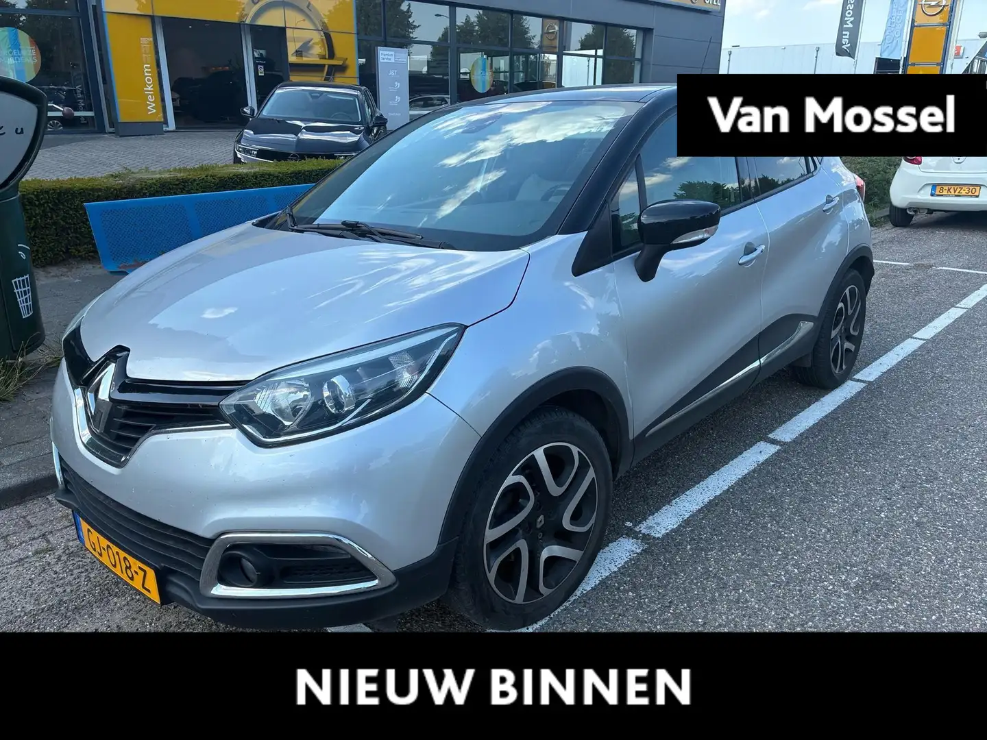 Renault Captur 1.2 TCe Dynamique Aut. | Trekhaak | LMV | Getint g Grijs - 1