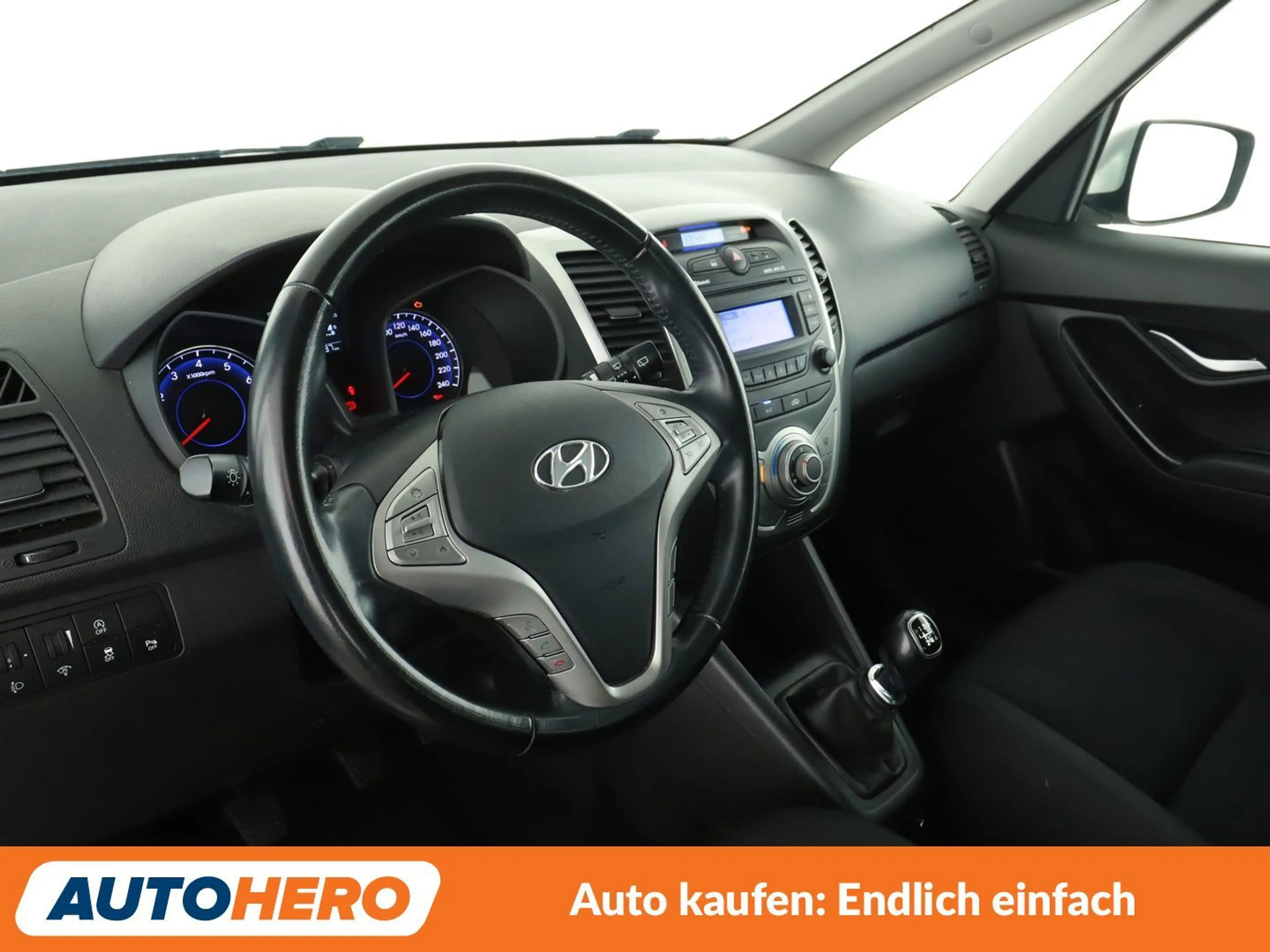 Hyundai iX20 1.6 Comfort Blue *TEMP*PDC*ALU*KLIMA*GARANTIE* — photo 11