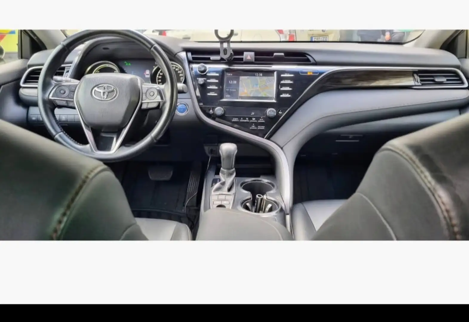 Toyota Camry Hybrid Business Edition Blanco - 2