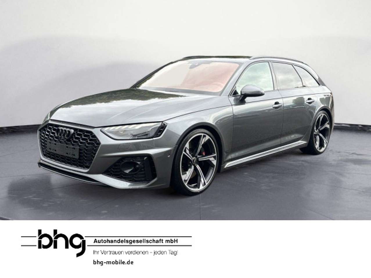 Audi RS4 2023