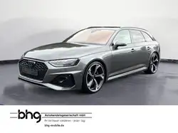 Audi RS4 quattro tiptronic