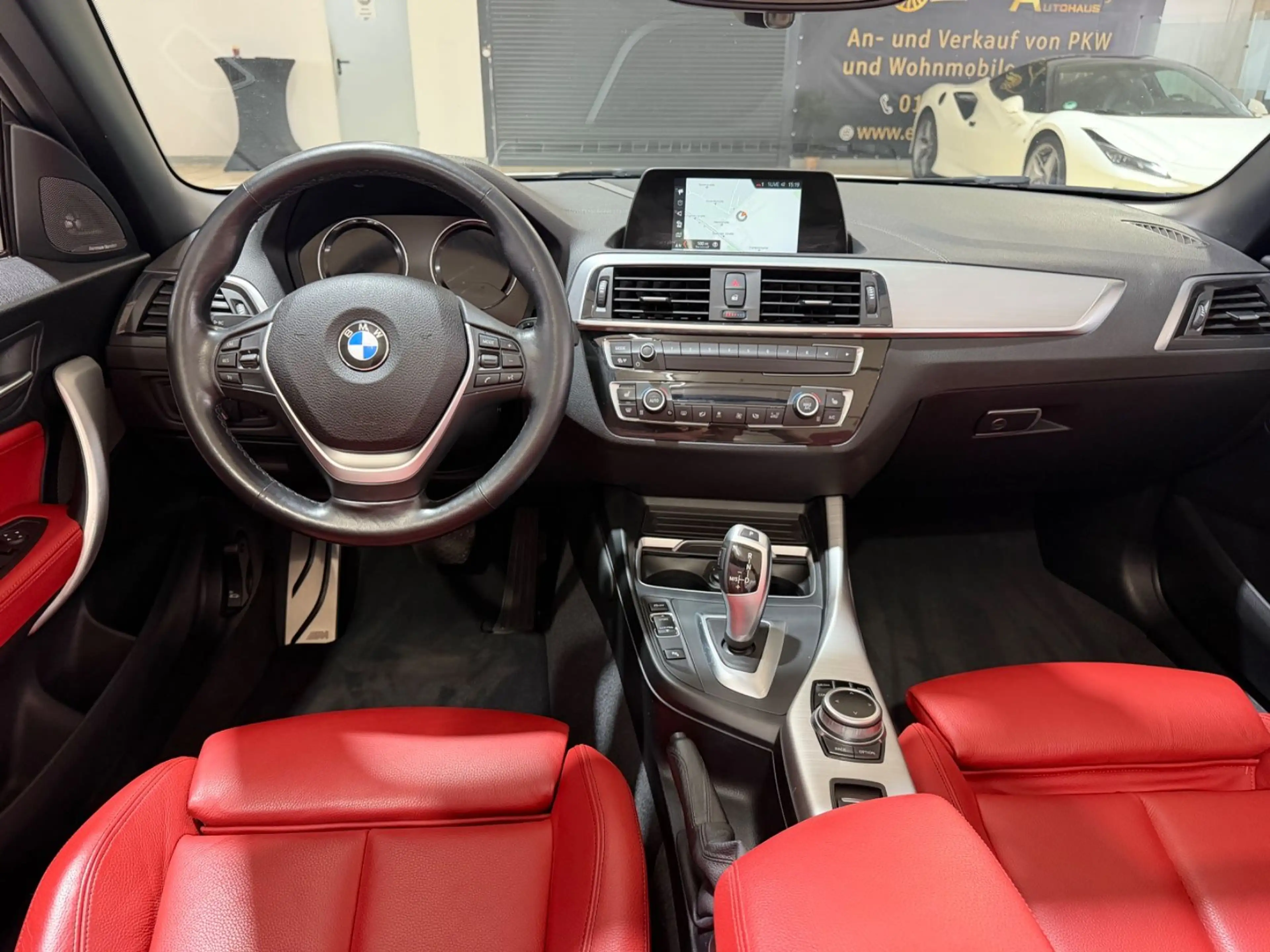 BMW 220 i Cabrio M Sport*LEDER ROT*LED*KAMERA*HARMAN — photo 14