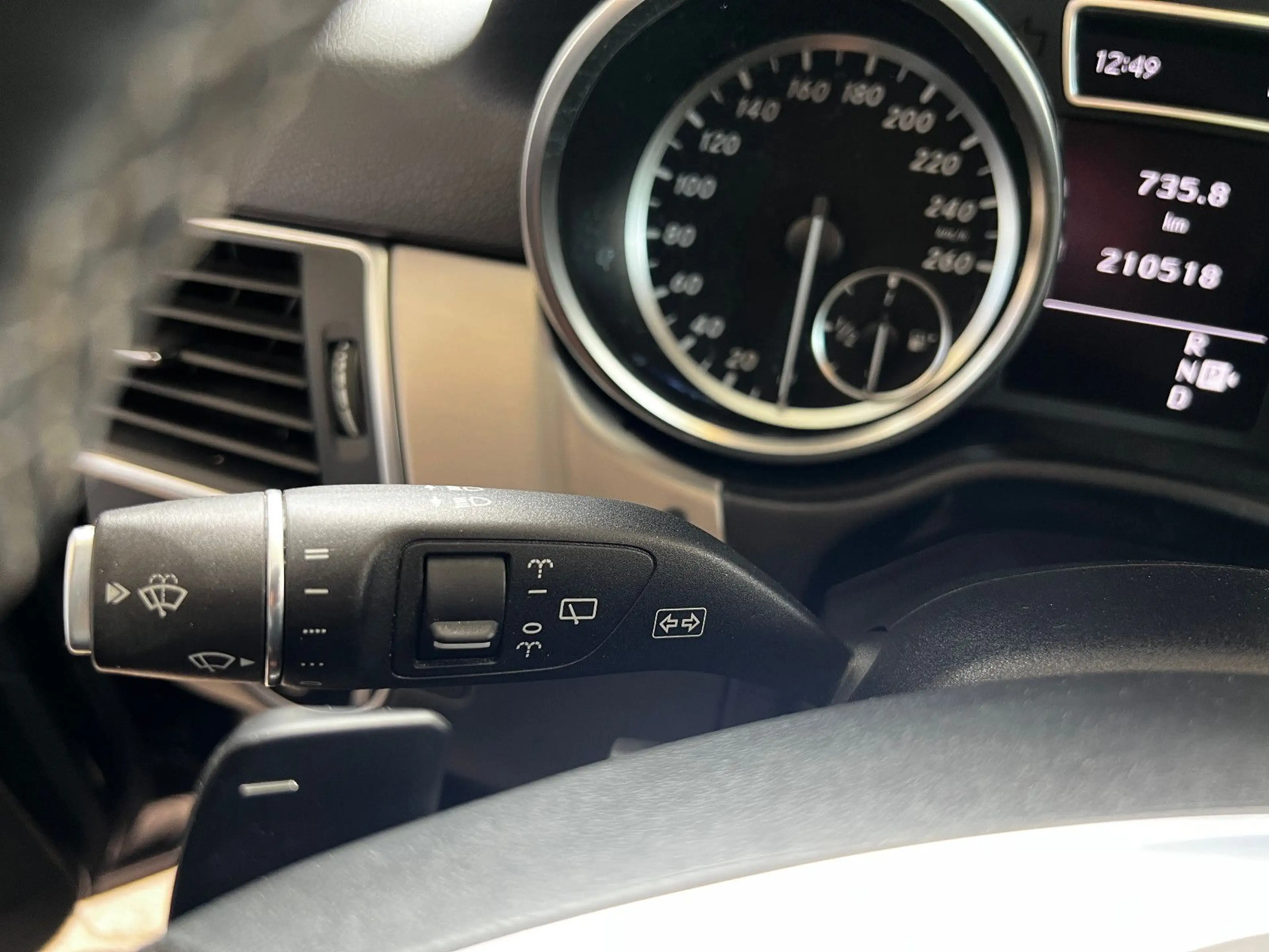 Mercedes-Benz ML 350 CDI BlueTec 4Matic I Diesel — photo 11
