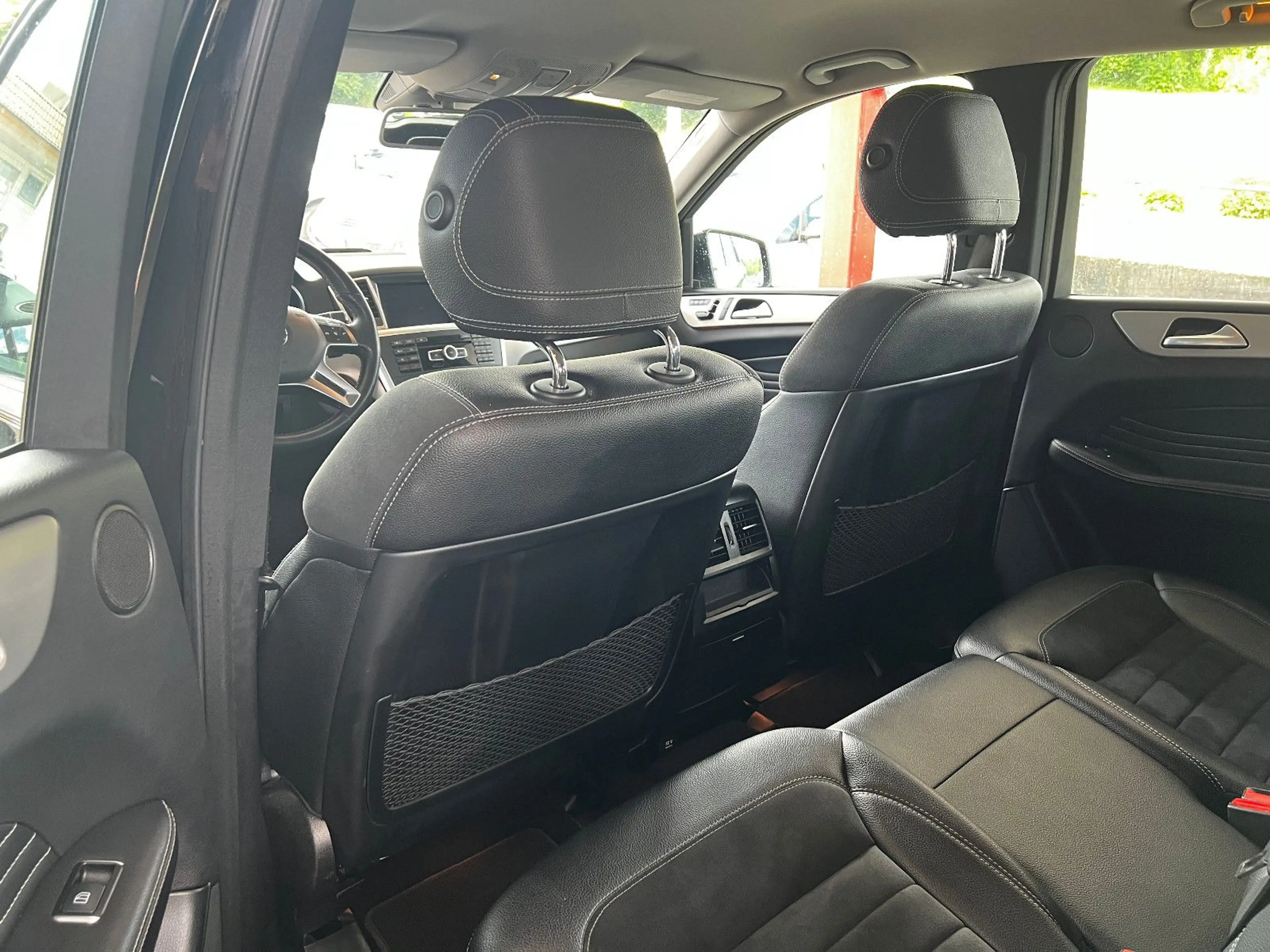 Mercedes-Benz ML 350 CDI BlueTec 4Matic I Diesel — photo 13