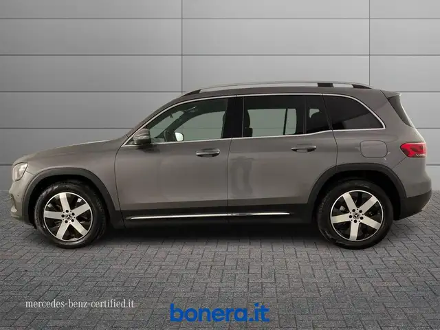 Mercedes-Benz GLB view 6