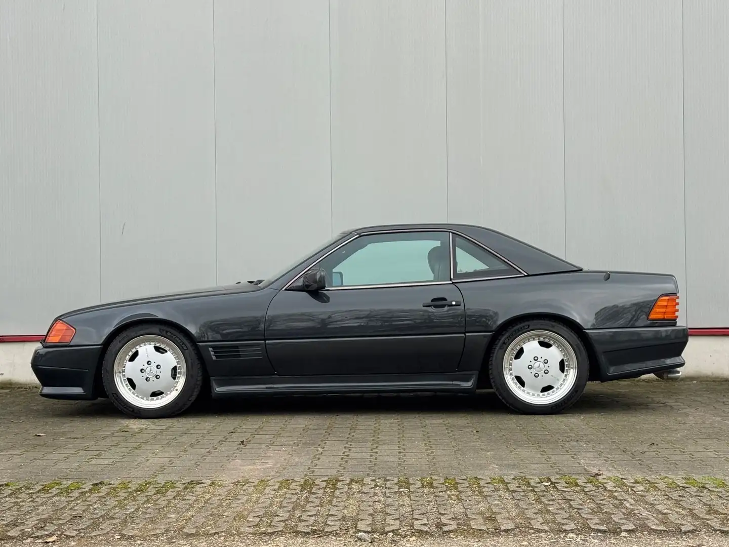 Mercedes-Benz SL 60 AMG 500SL 6.0 AMG SA-Code 990 (Komplettfahrzeug AMG) Schwarz - 1