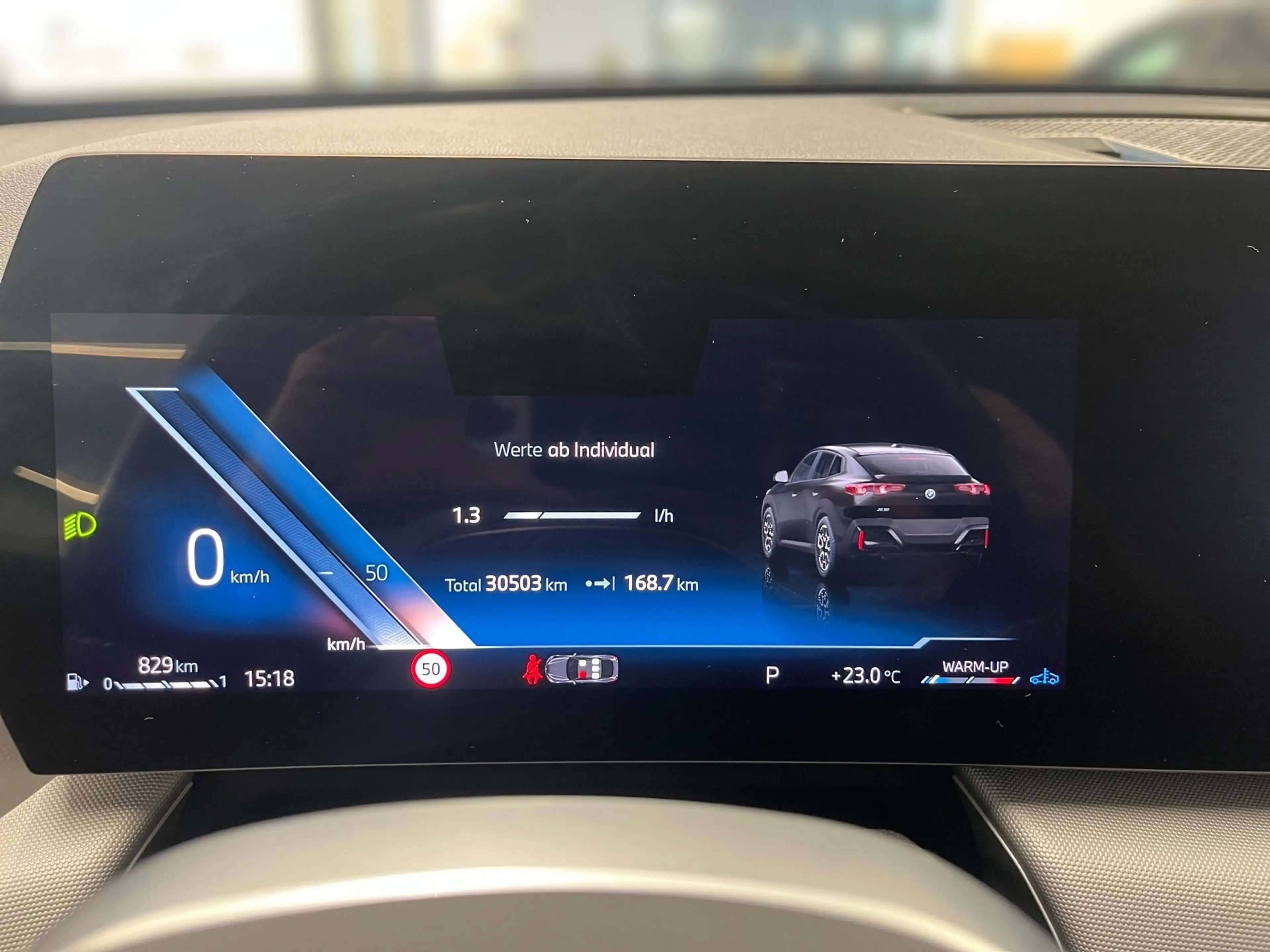 BMW X2 sDrive18d — photo 4