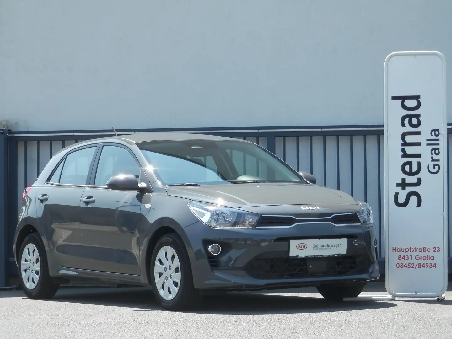 Kia Rio 1,2 DPI Titan ISG Grau - 2