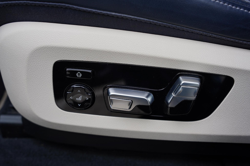 BMW X7 X-Drive 40 I / 6 Persoons / B&W Diamond / Massage — photo 28