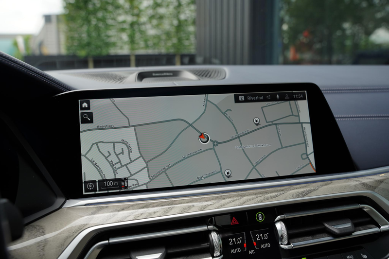 BMW X7 X-Drive 40 I / 6 Persoons / B&W Diamond / Massage — photo 13