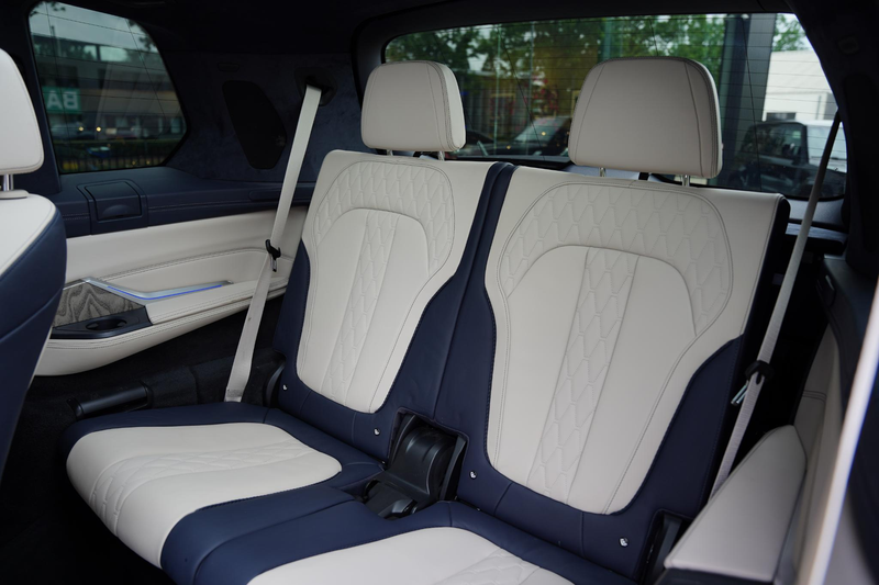 BMW X7 X-Drive 40 I / 6 Persoons / B&W Diamond / Massage — photo 9