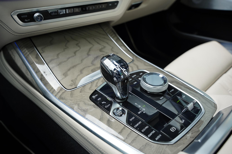BMW X7 X-Drive 40 I / 6 Persoons / B&W Diamond / Massage — photo 21