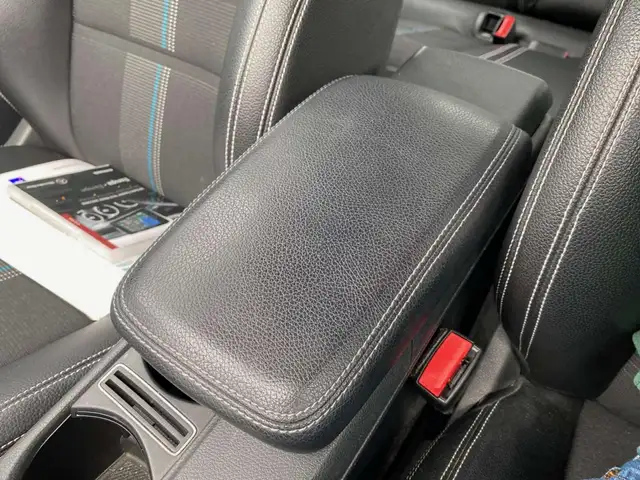 Mercedes-Benz Cla view 21