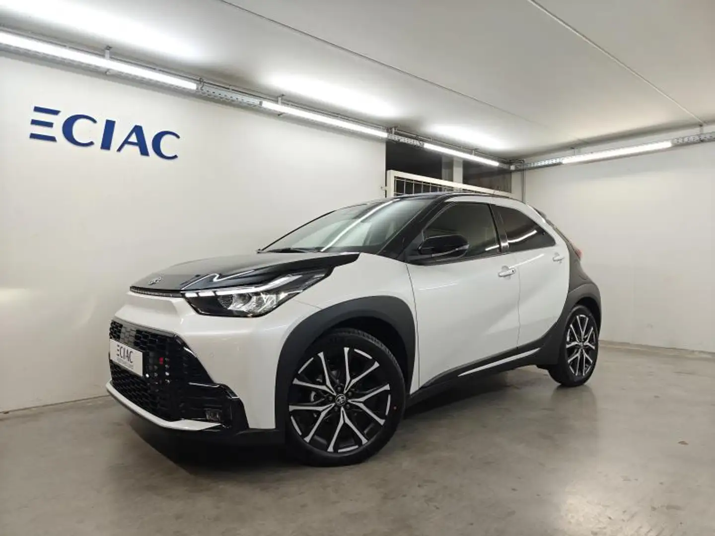 toyota aygo x