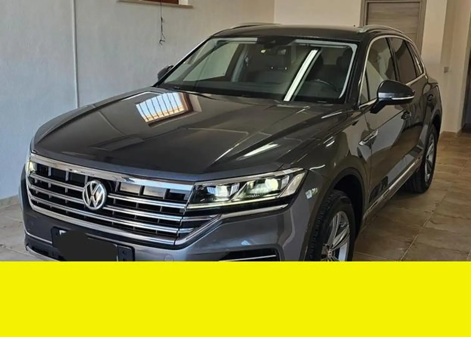 Volkswagen Touareg - 2