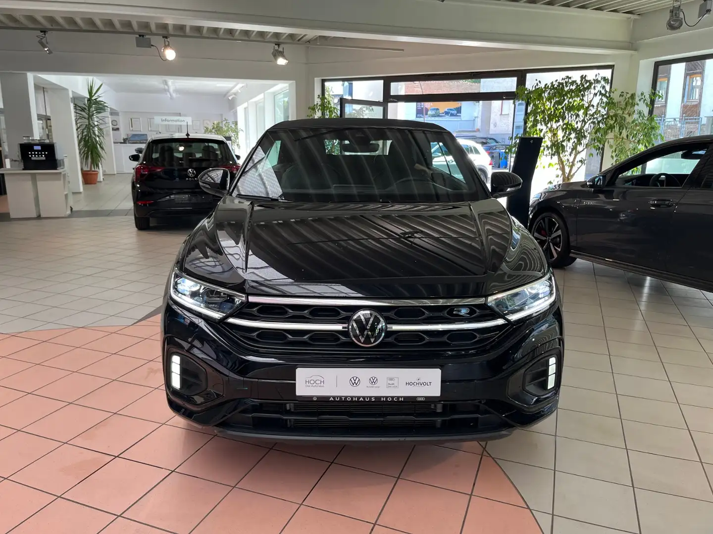 Volkswagen T-Roc Cabriolet 1.5 TSI R-Line+AHK+ Kamera+ACC Schwarz - 2