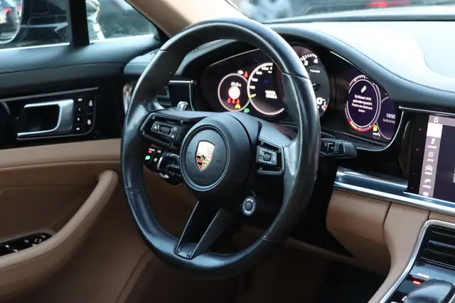 Porsche Panamera 4S E-Hybrid | Panorama | Sportabgasanlage |5-Sitze Ansicht 15