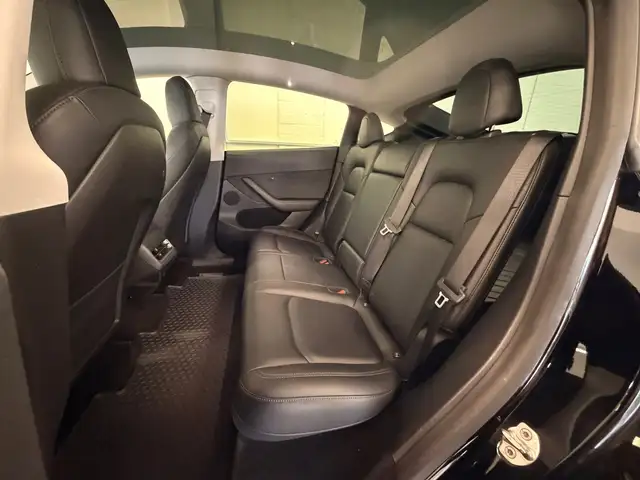Tesla Model Y view 9