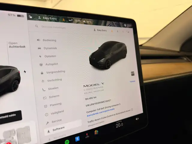 Tesla Model Y view 29