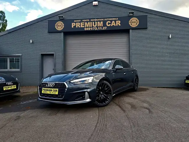 Audi A5 view 3