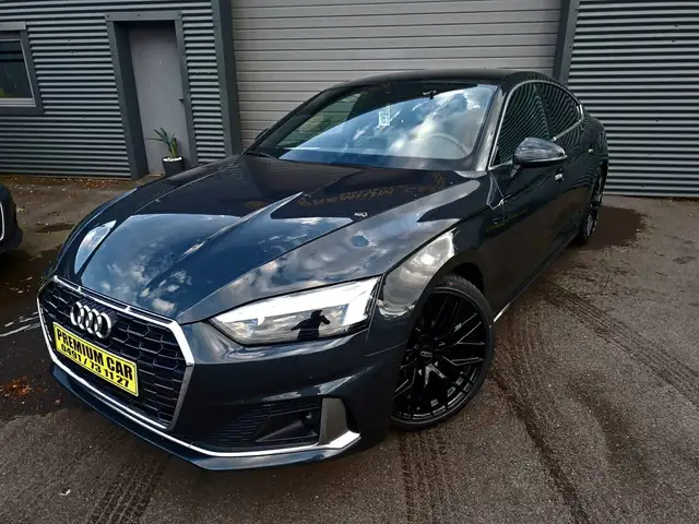 Audi A5 view 2