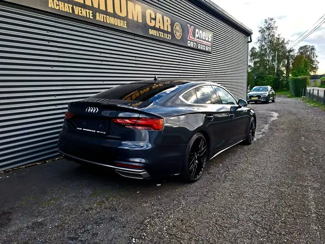 Audi A5 view 6