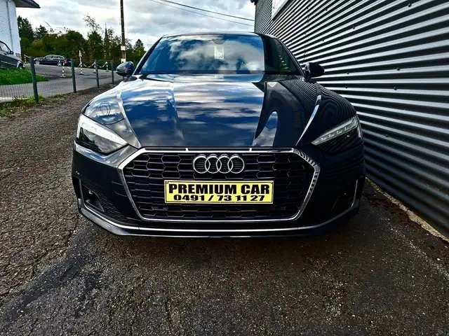Audi A5 view 4