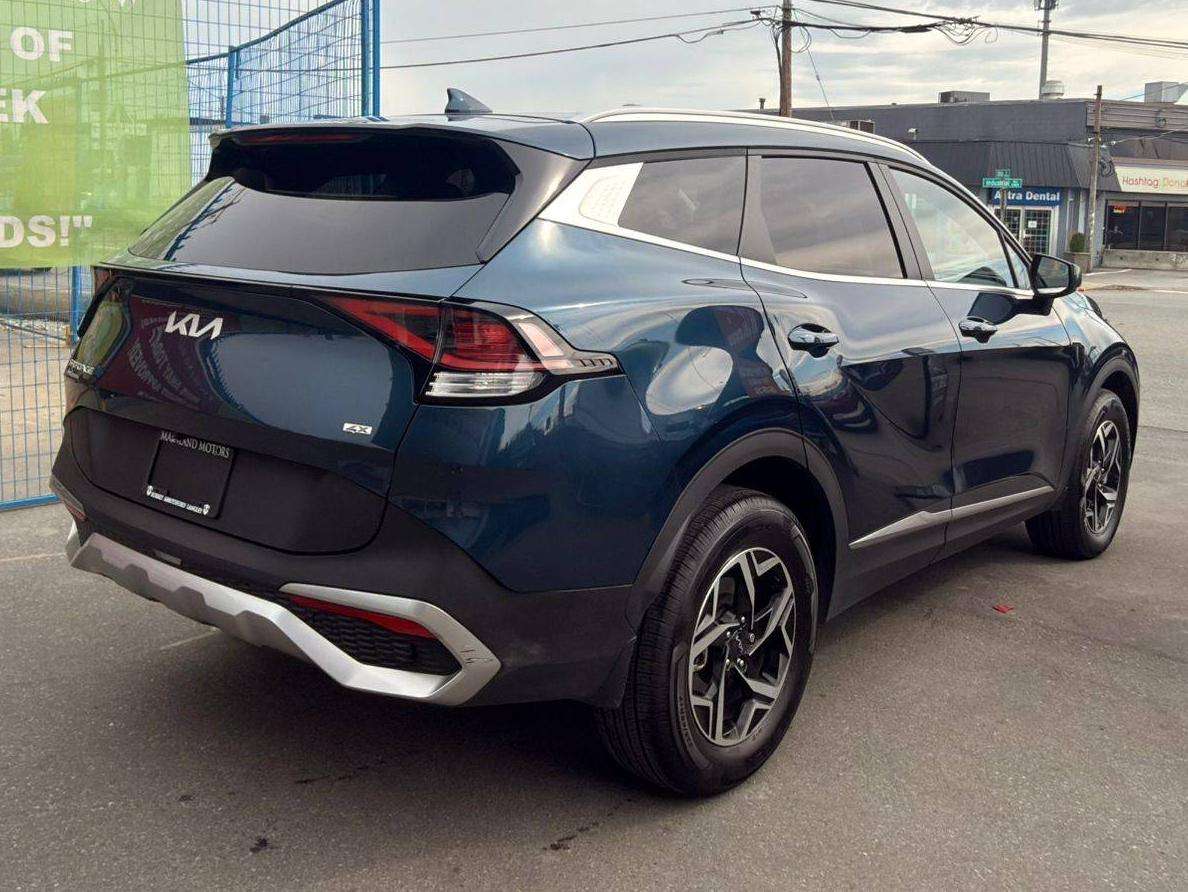 2025 Kia Sportage — view 5
