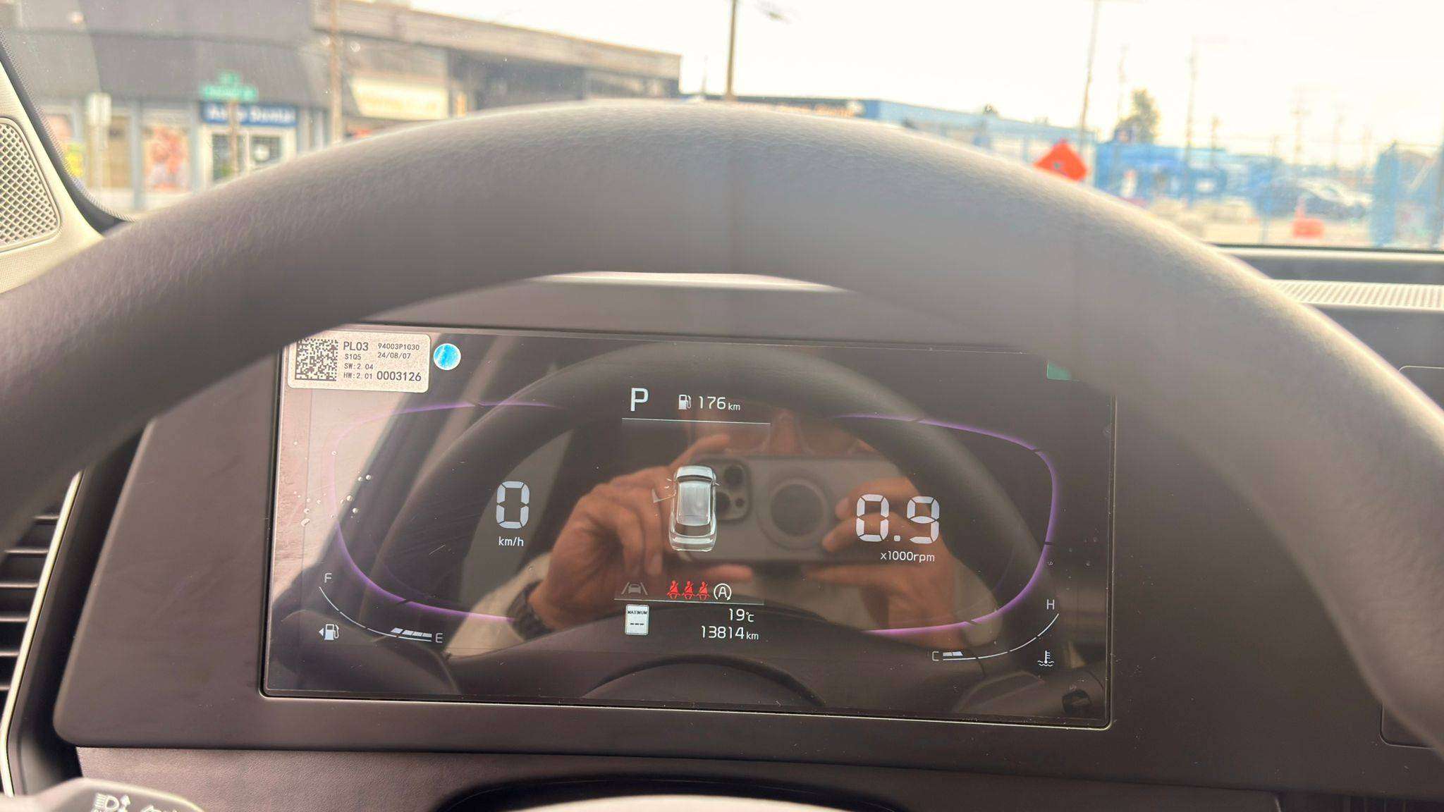 2025 Kia Sportage — view 13