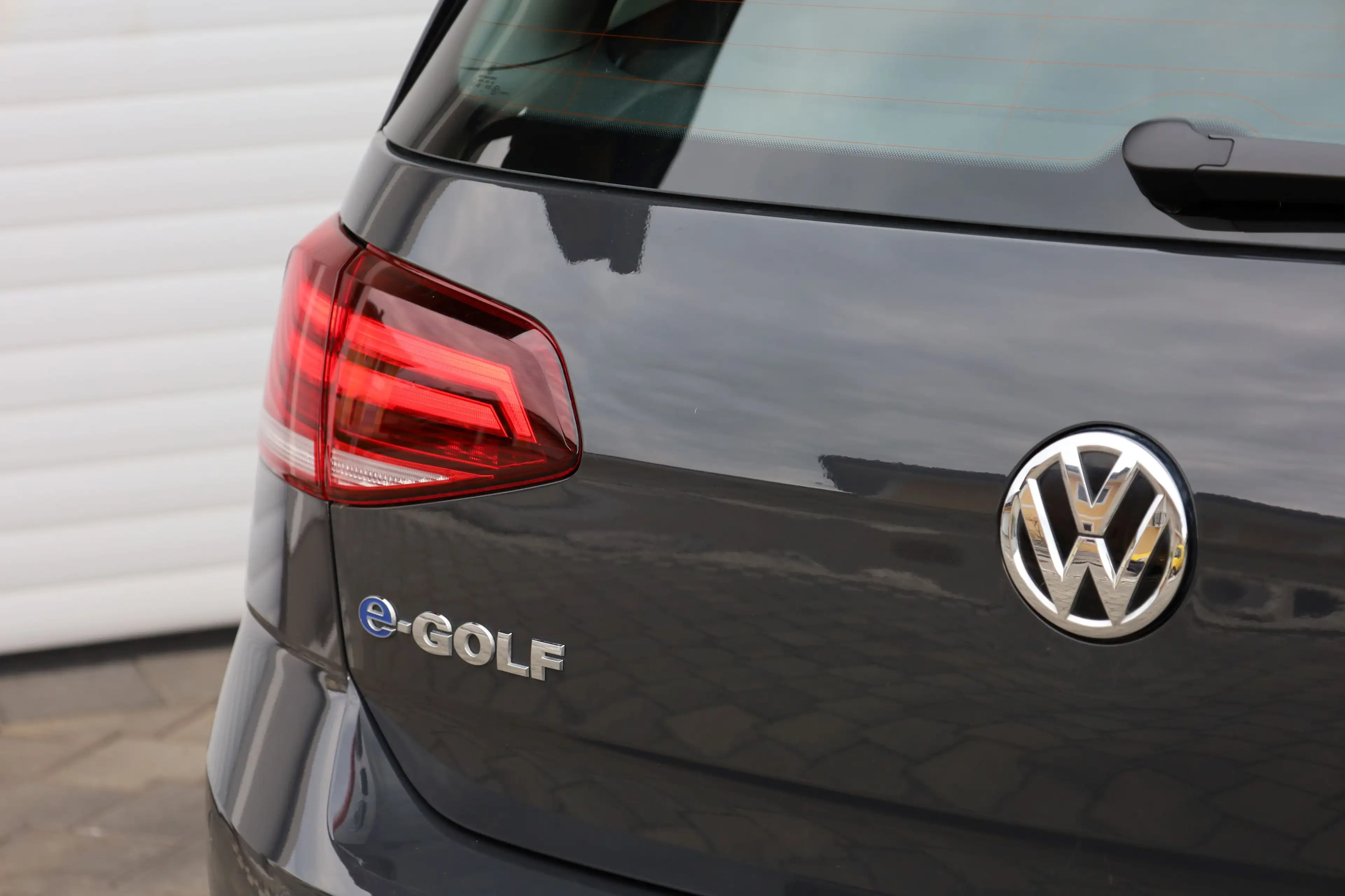Volkswagen e-Golf COMF.LINE*DYNAUDIO-CCS-8_FACH-NAVI-LED-APP_CONN* — photo 13