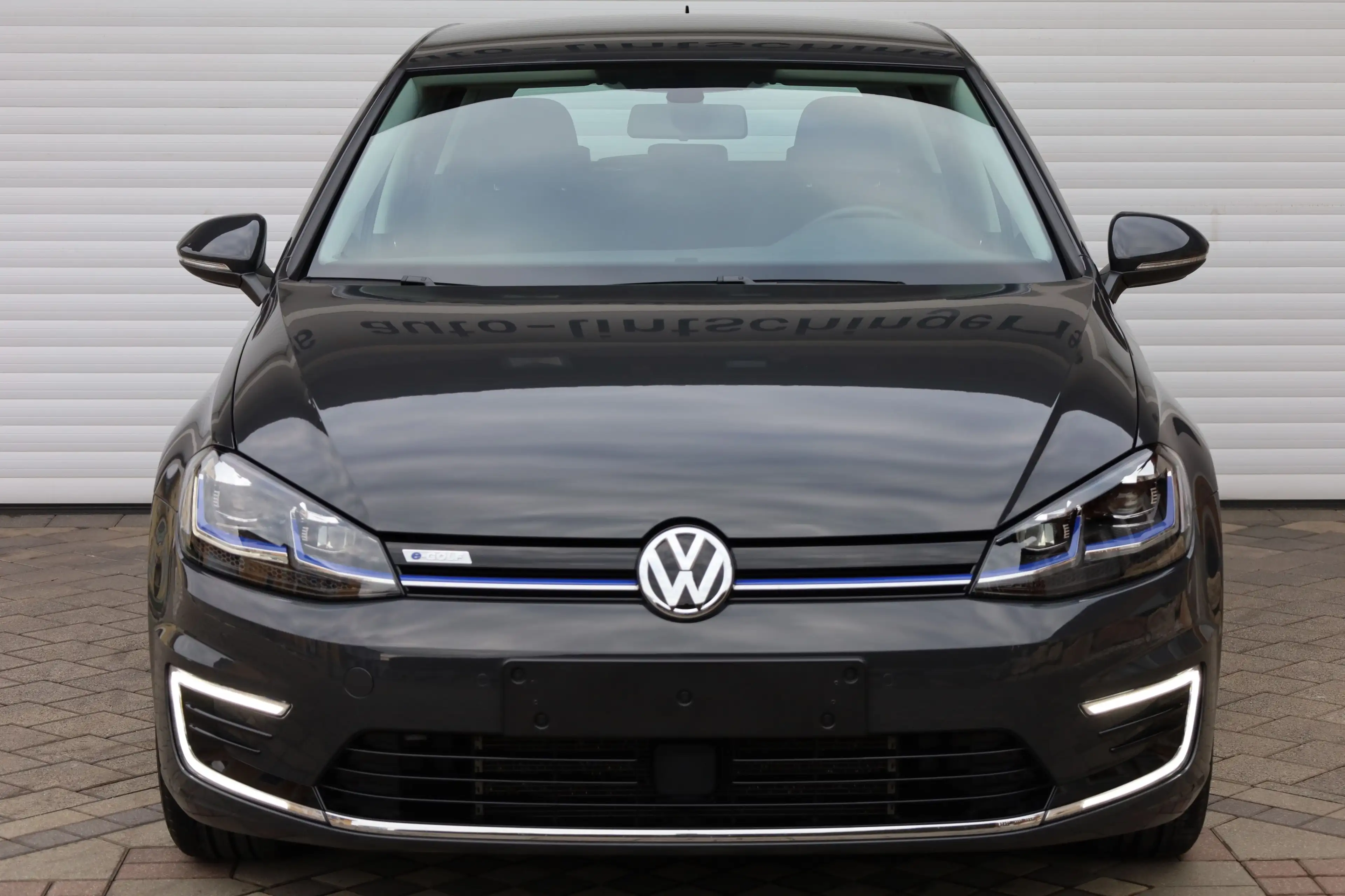 Volkswagen e-Golf COMF.LINE*DYNAUDIO-CCS-8_FACH-NAVI-LED-APP_CONN* — photo 2