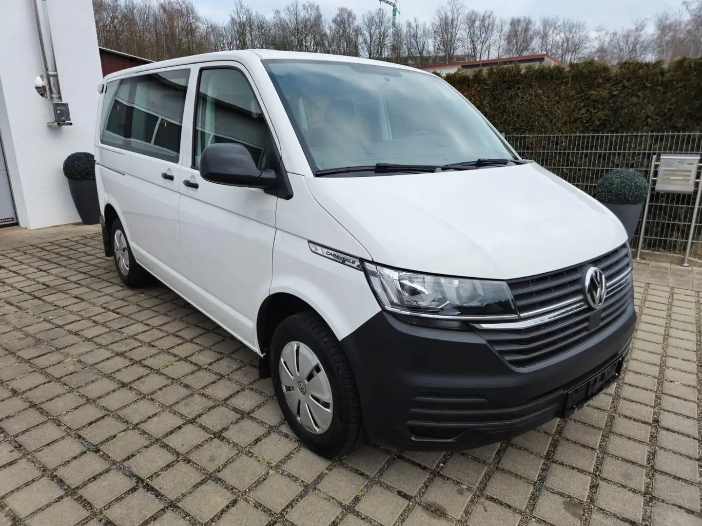 Volkswagen T6 Caravelle T6.1 Caravelle Transporter FWD 9-Sitzer/PDC/DAB Weiß - 2