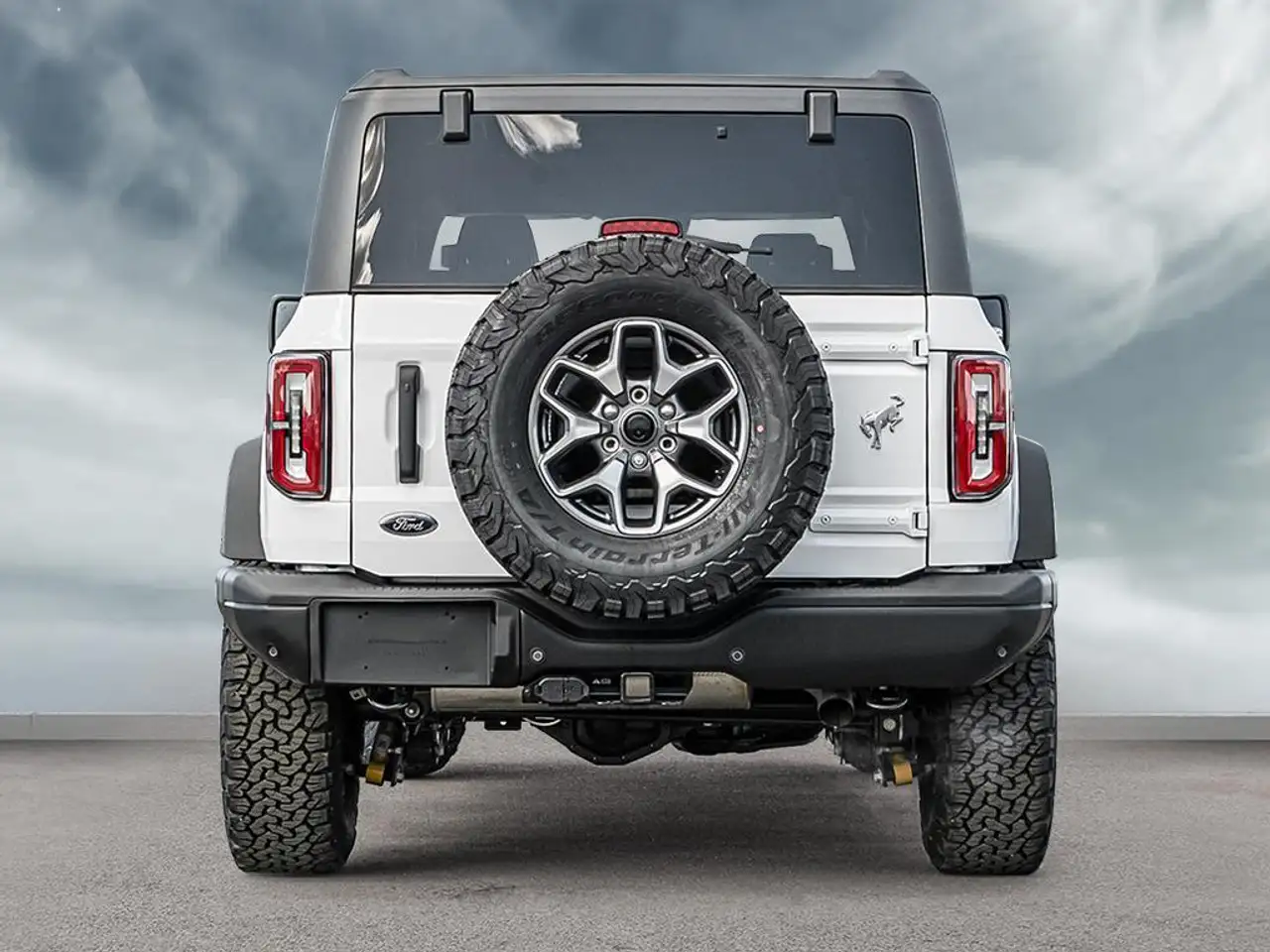 Ford Bronco снимка Ford Bronco
