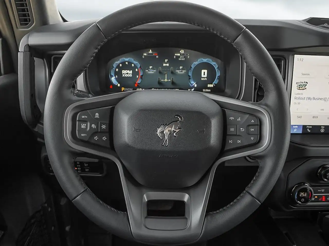 Ford Bronco снимка Ford Bronco
