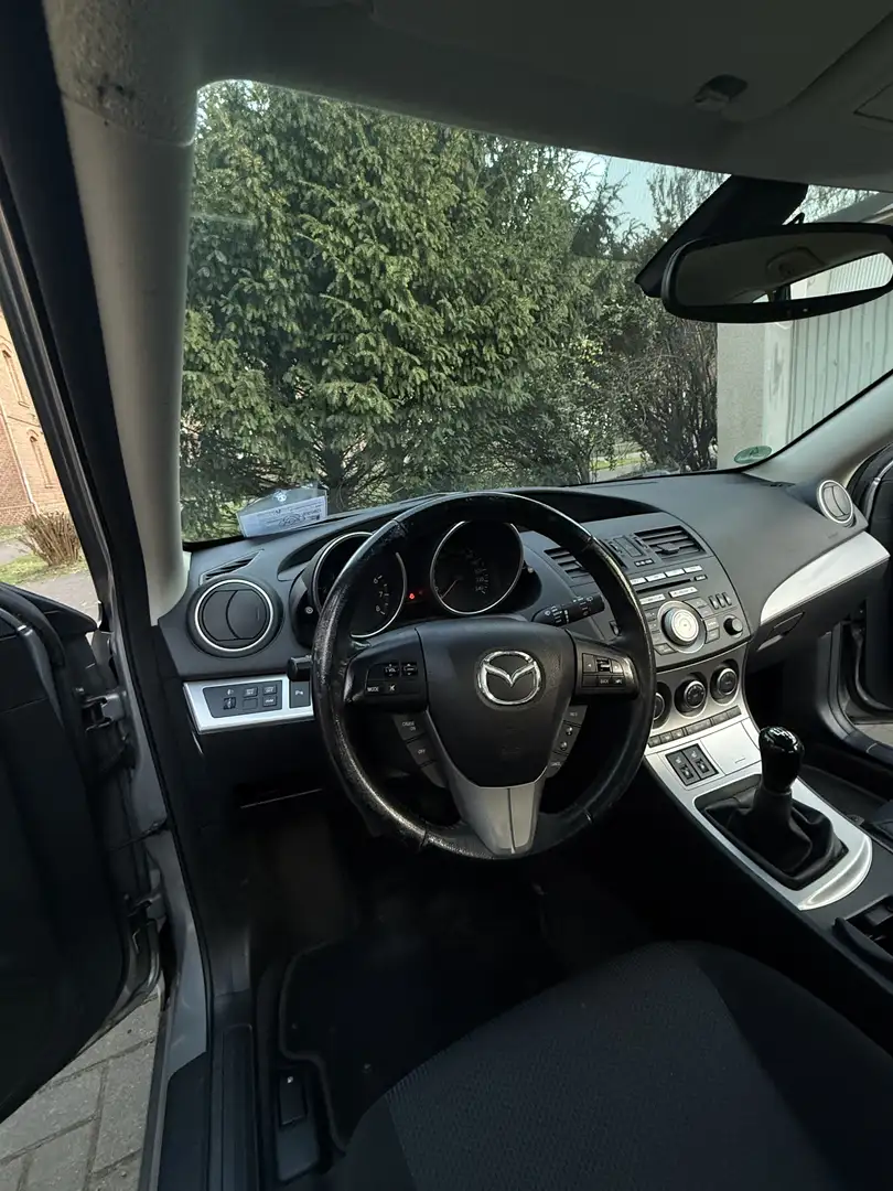 Mazda 3 Exclusive-Line Grau - 2