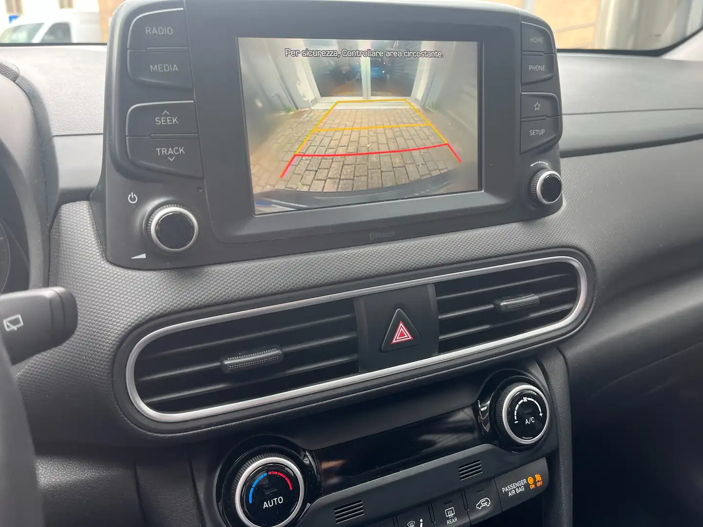 Hyundai KONA Kona I 2017 1.6 crdi Style 2wd 115cv Grigio - 2