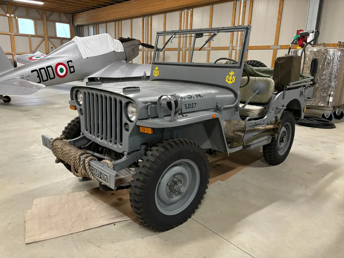 Jeep Willys Gris - 1