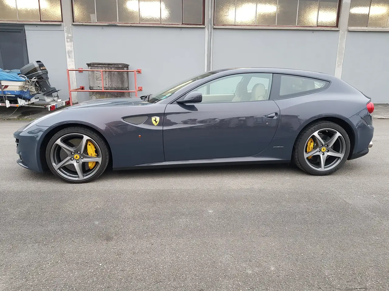 Ferrari FF