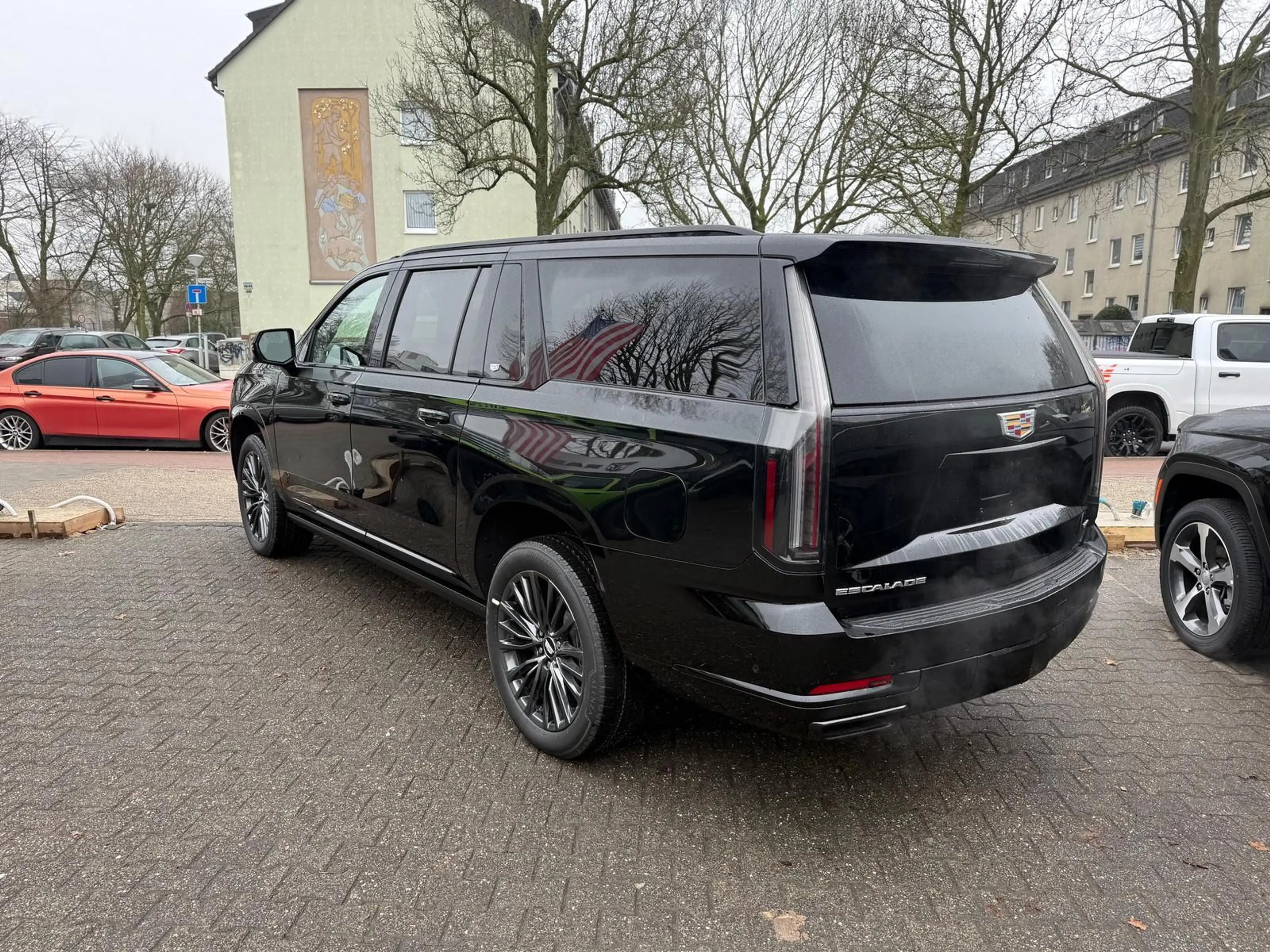 Cadillac Escalade ESV 6.2 V8 Platinum Sport ABV + 2026 — photo 5