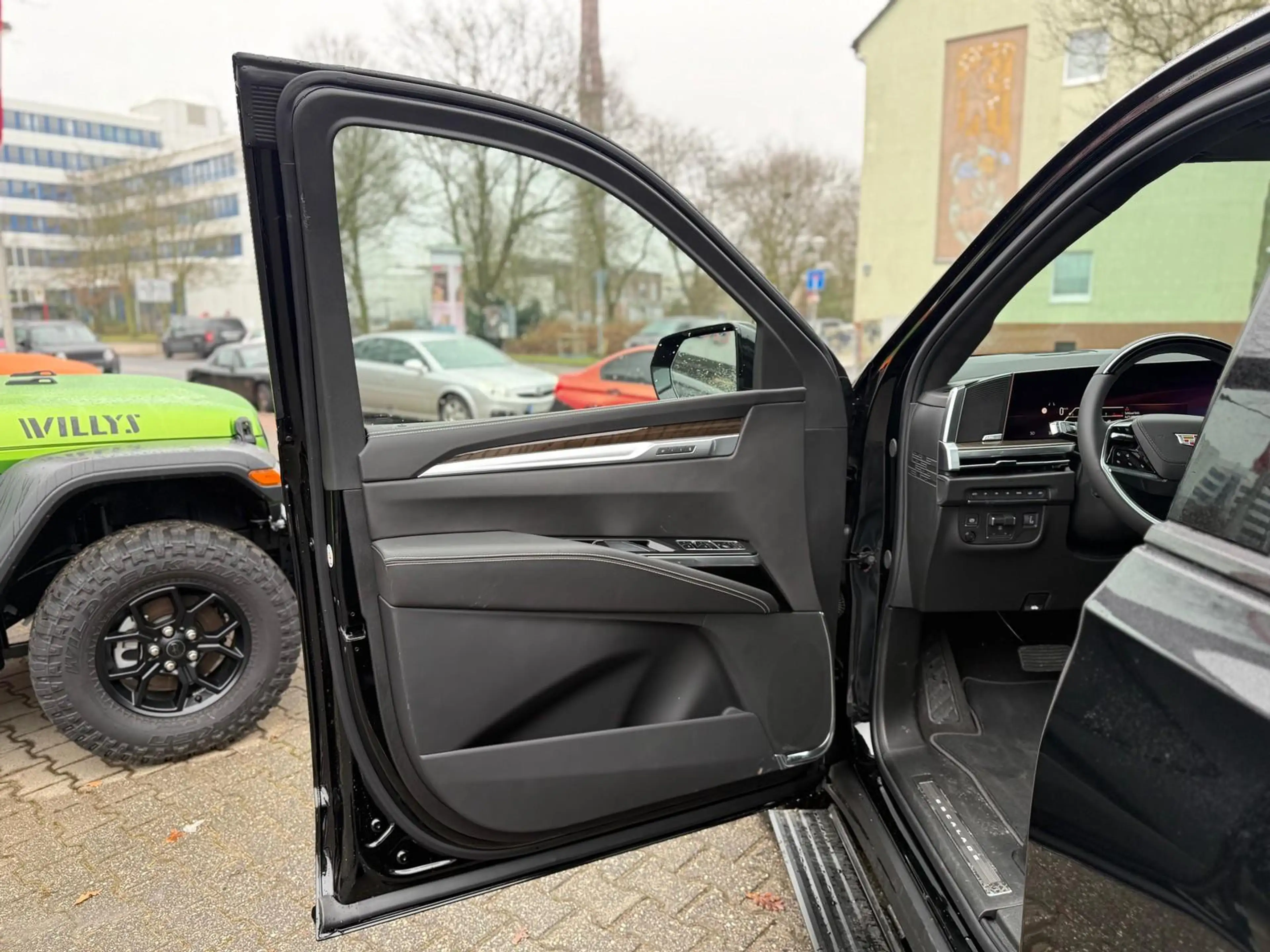 Cadillac Escalade ESV 6.2 V8 Platinum Sport ABV + 2026 — photo 10