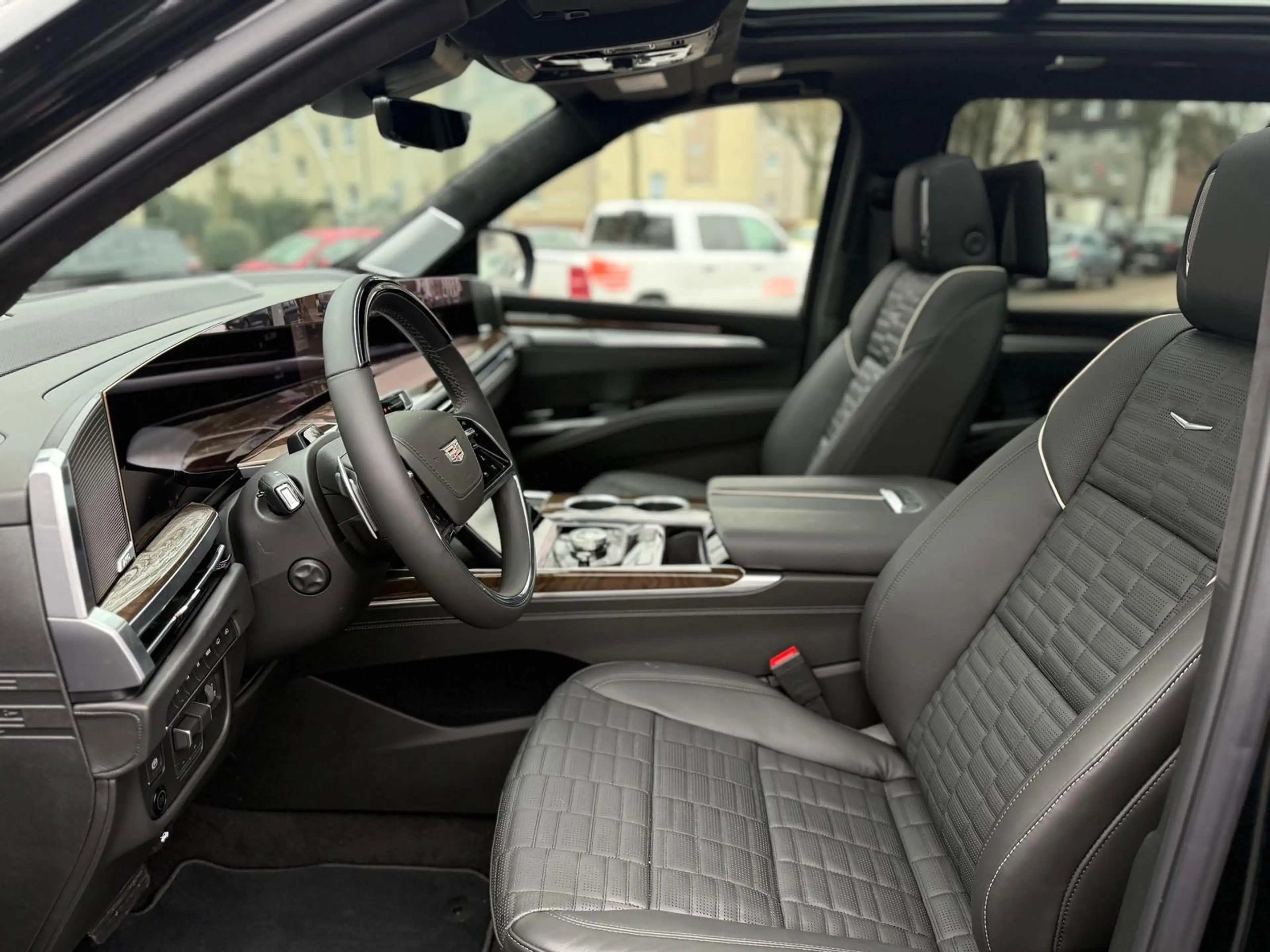 Cadillac Escalade ESV 6.2 V8 Platinum Sport ABV + 2026 — photo 11