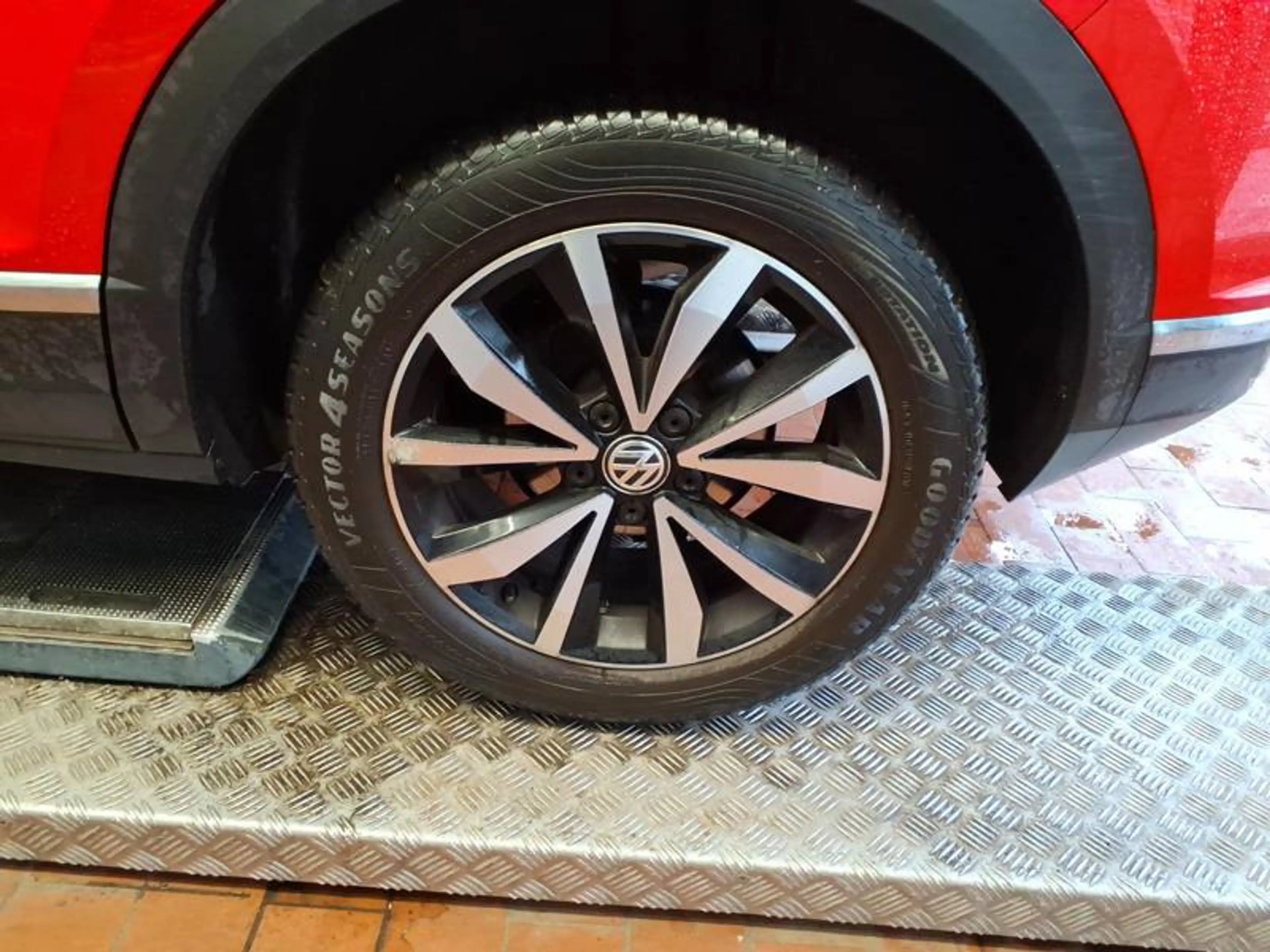 Volkswagen T-Roc 1.0 TSI Style — photo 4