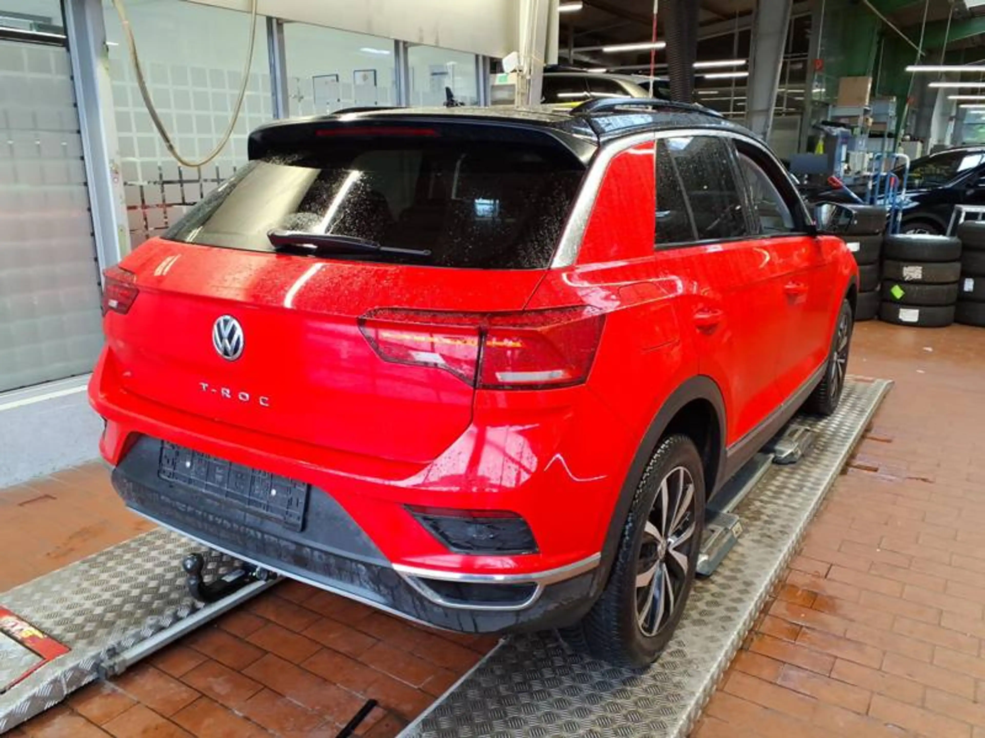 Volkswagen T-Roc 1.0 TSI Style — photo 3