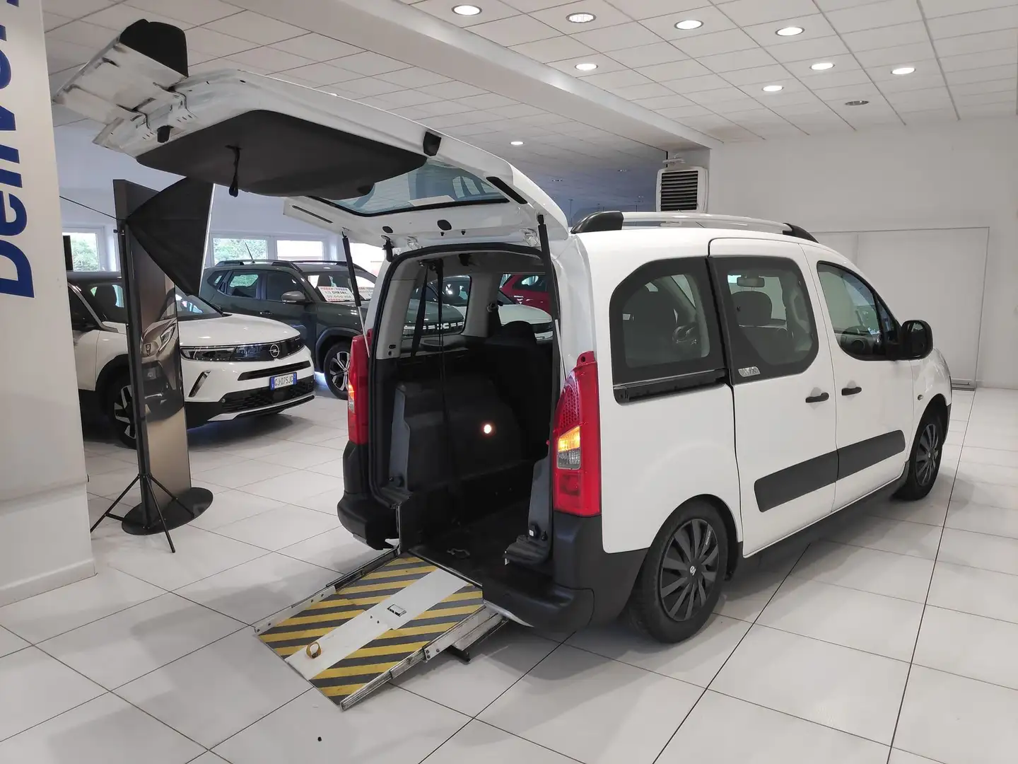 Citroen Berlingo Berlingo 1.6 HDi 75 Multispace 5 posti*A Wit - 1