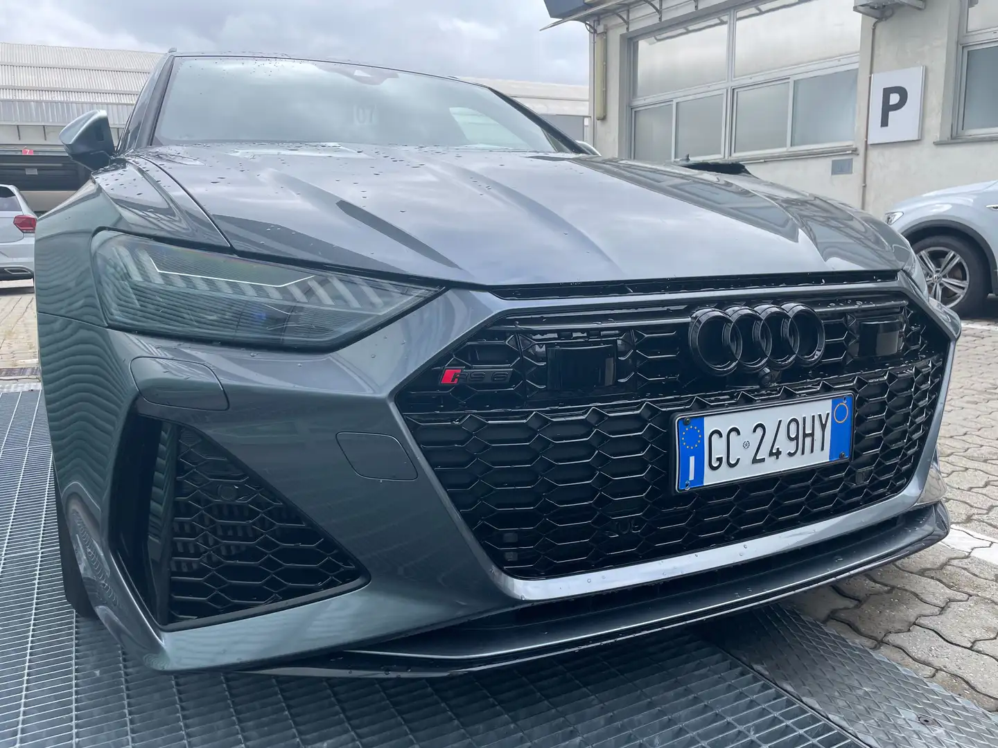 Audi RS6 RS6 Avant 4.0 mhev quattro tiptronic Grigio - 2